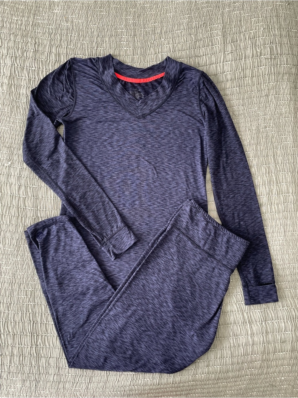 Cuddl Duds Navy Base Layer Set - Long Sleeve and Cropped Leggings Size M Outdoor